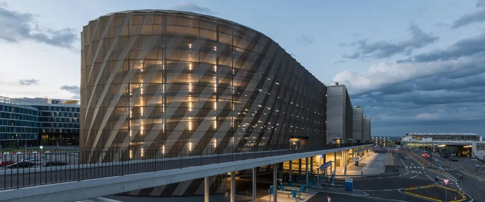 Lufthansa Airlines STR Terminal – Stuttgart Airport